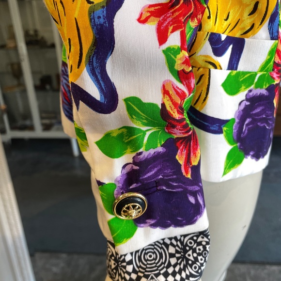1990s Versace Jacket | Size 6 - Picture 5 of 12
